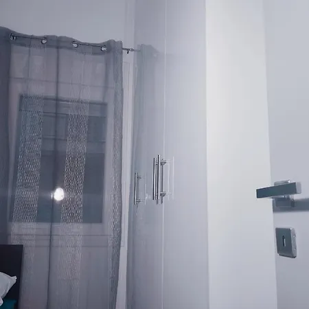 Romeo Isimeriahomz Apartamento