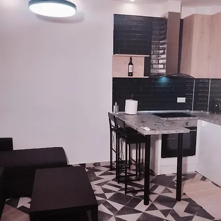 Apartamento Romeo Isimeriahomz *